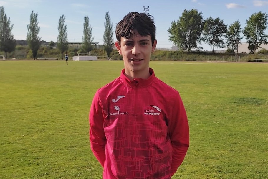 Anxo Bello foi 8º no seu primeiro nacional de atletismo en pista