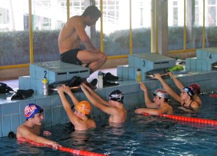 El Fogar Natación vuelve al trabajo también en Oleiros 