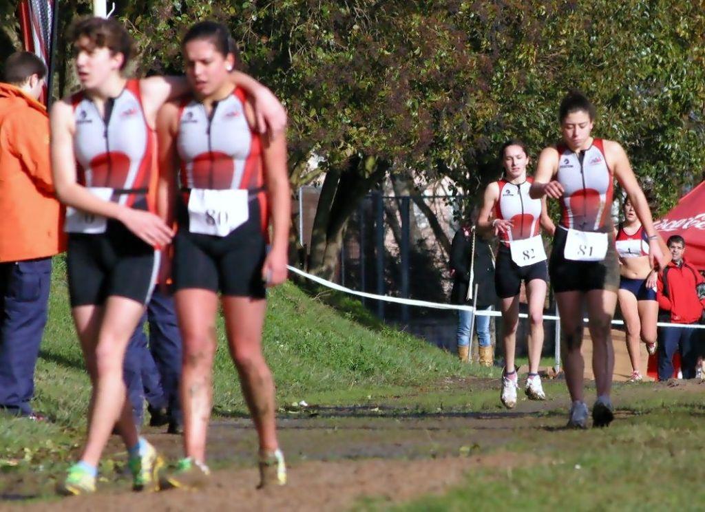 Buen concurso del Ecologhical en el Zonal de Cross Escolar