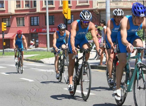 El equipo masculino del Fogar, 3º en el Gallego de Triatlón
