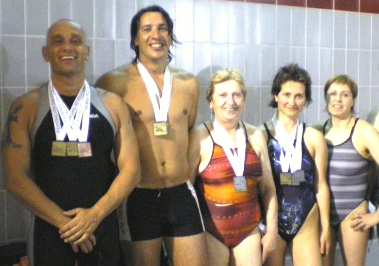 6º por equipos y 29 medallas para los veteranos del Fogar