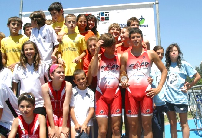 4 pódiums para la A.D.Fogar en los Ctos Gallegos de Triatlón