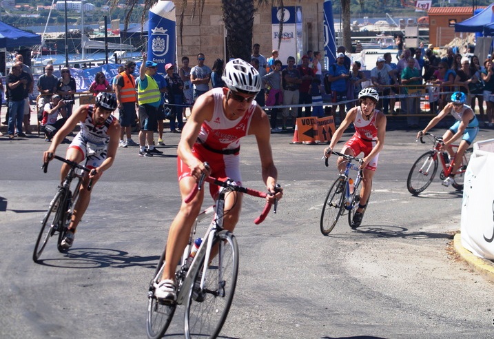 5 Pódiums para nuestros jóvenes en el Triatlón de Pontevedra