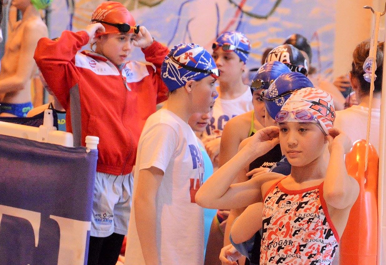10 nadadores compiten en Ourense en el Cto. Gallego Alevín