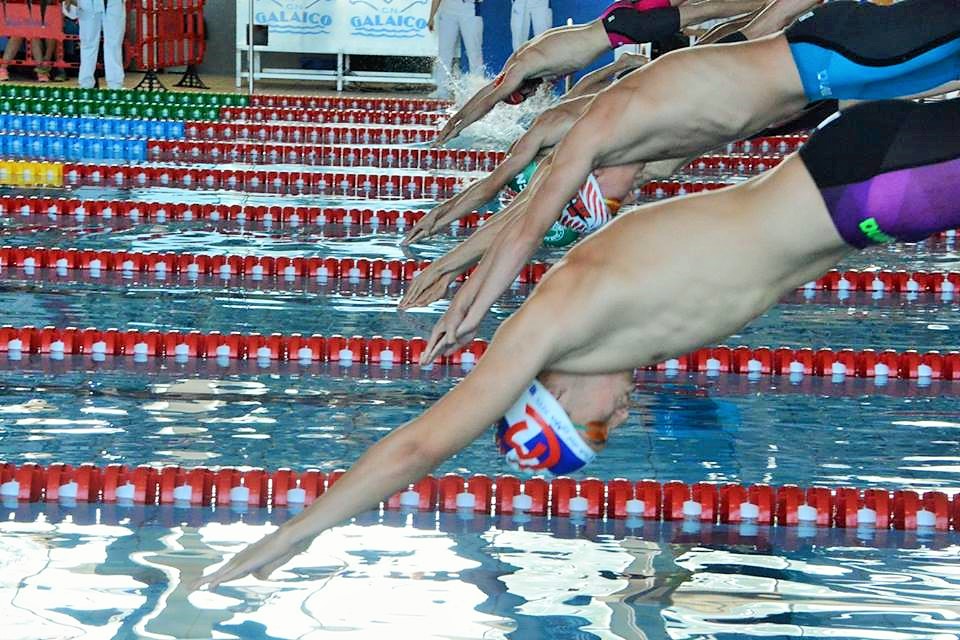 1 Bronce, 6 finales y 19 mejores marcas en Pontevedra