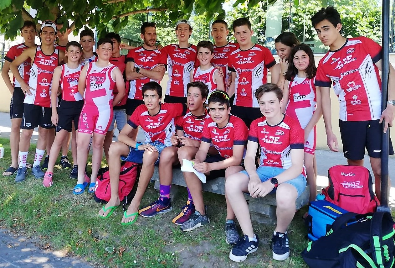 1 ouro, 1 prata e 2 bronces no Ácuatlon de Menores de Lugo