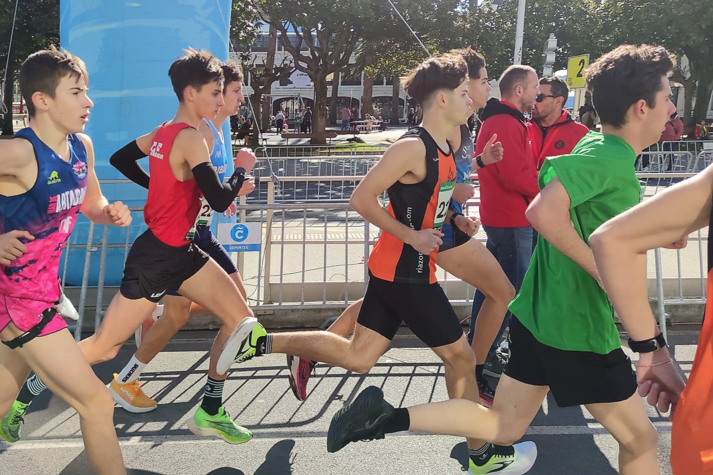 Nove d@s nos@s atletas compiten en Elviña e Bastiagueiro