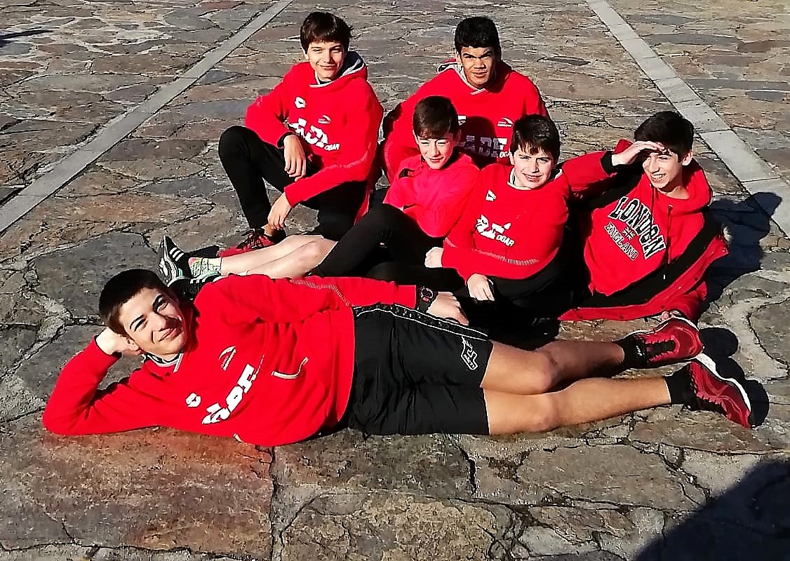 8 Triatletas do Fogar correrán o Provincial de Cros Escolar na Malata