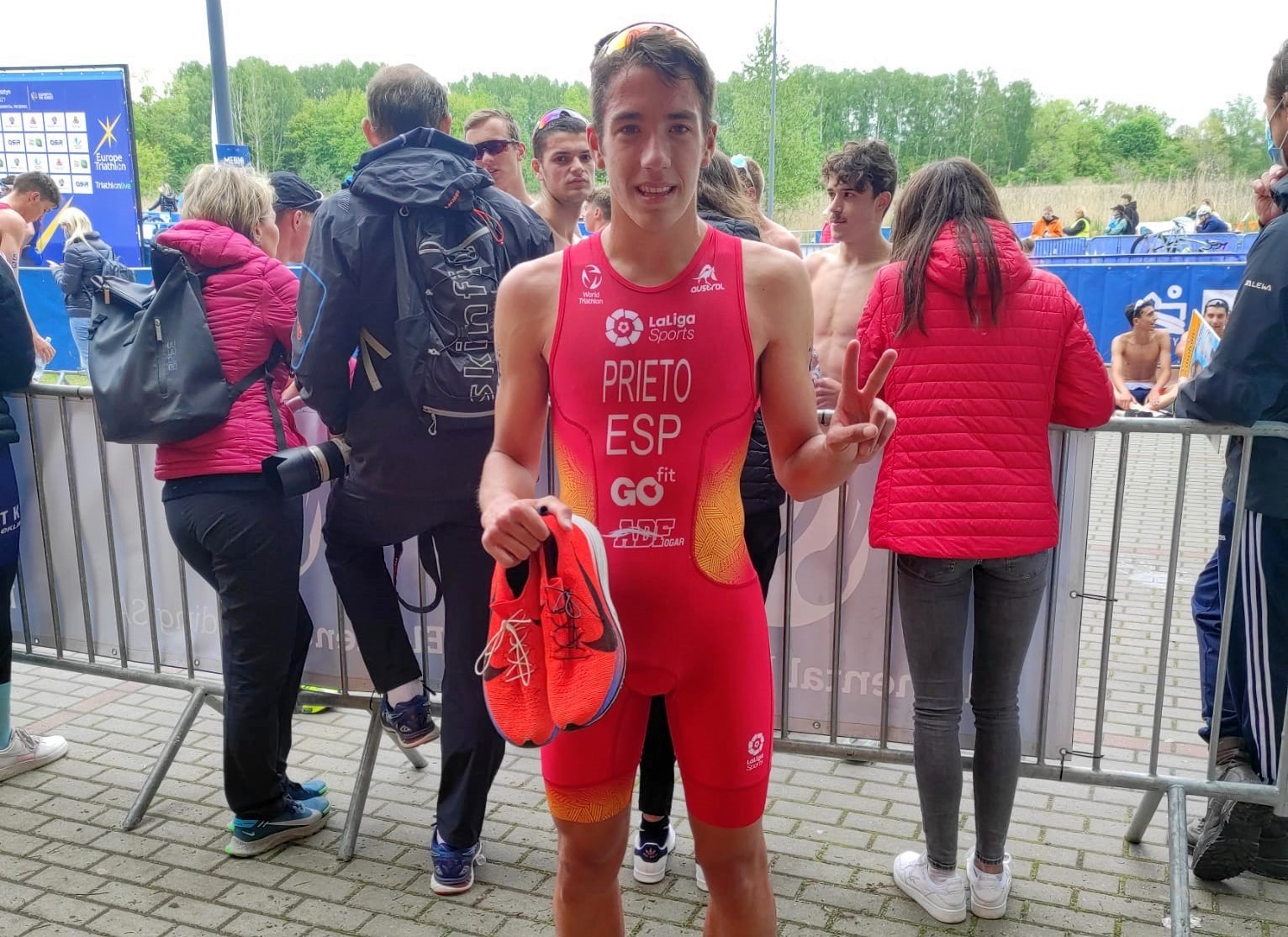 Andrés Prieto compite en Riga na Copa de Europa Júnior de Tríatlon