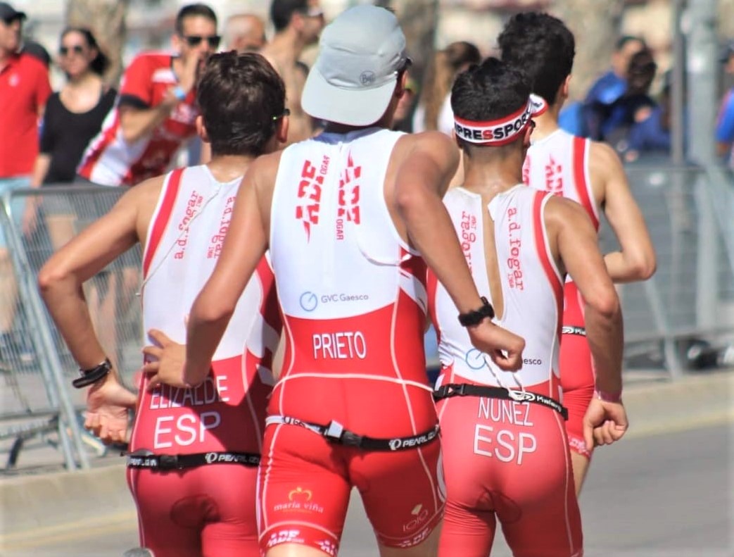 4 dos nosos acoden ao Nacional de Tríatlon CRI de Pontevedra