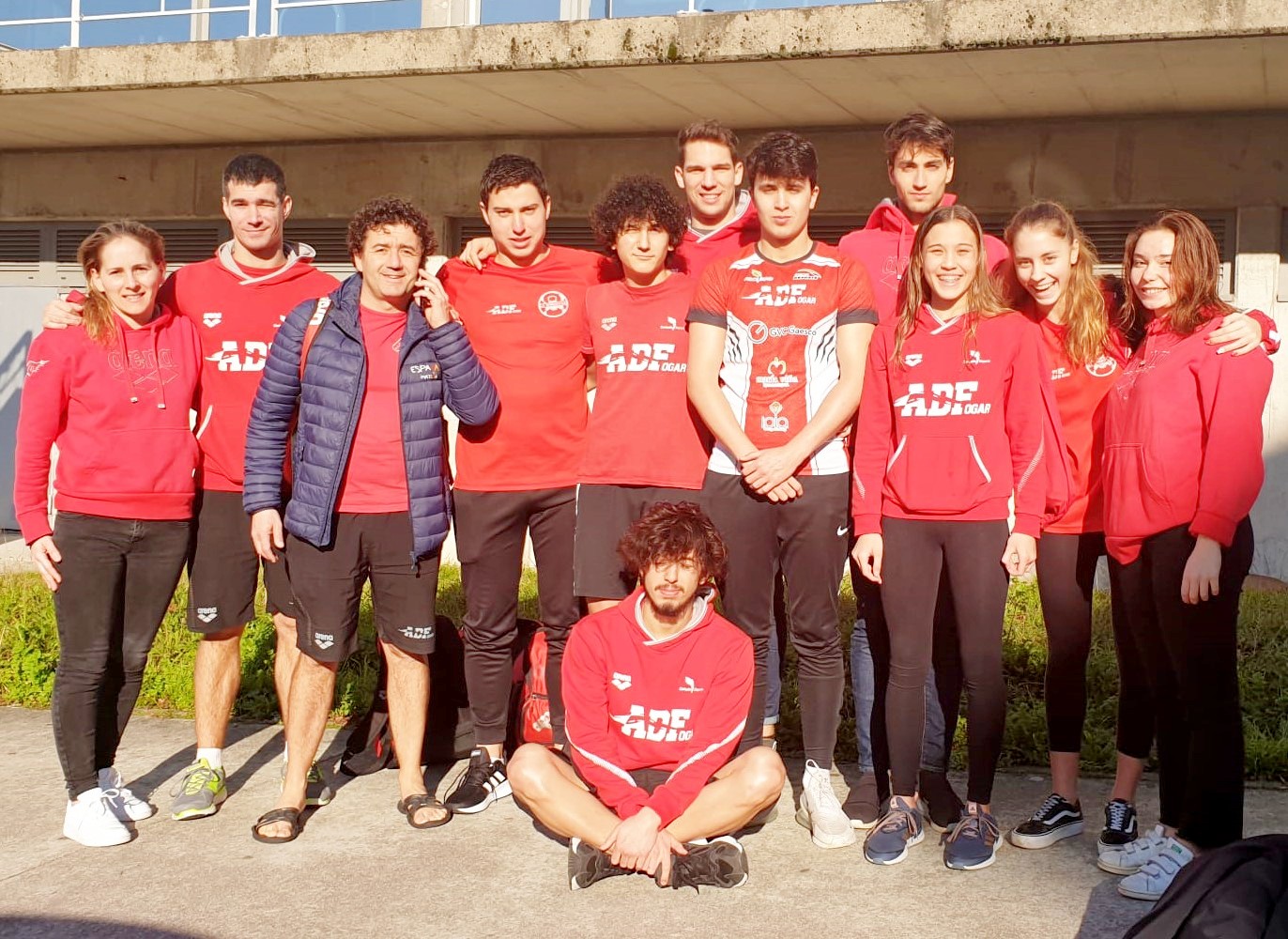 Os nosos nadadores despiden o ano con 3 medallas e 16 records