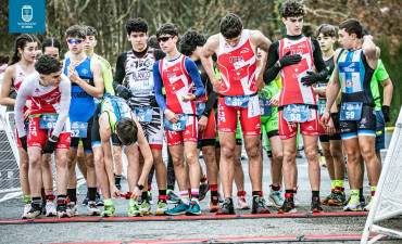 10 medallas para @s nos@s triatletas na pasada fin de semana